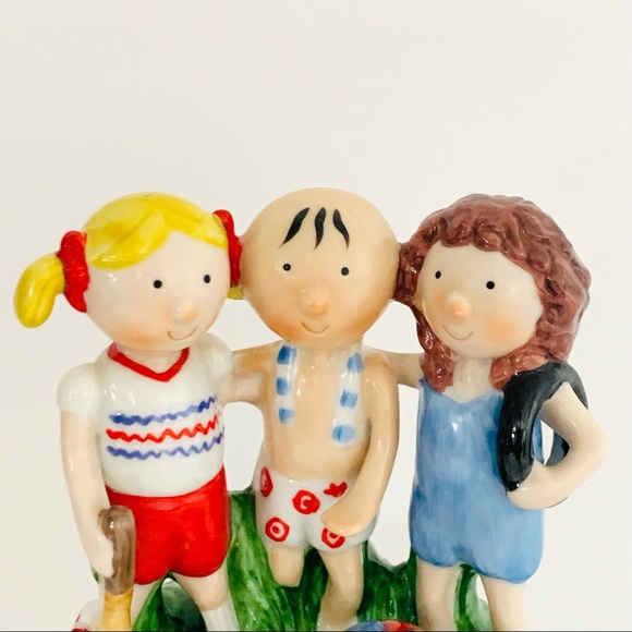 Aldon 1981 Best Friends Porcelain Musical Figurine - Picture 3 of 7